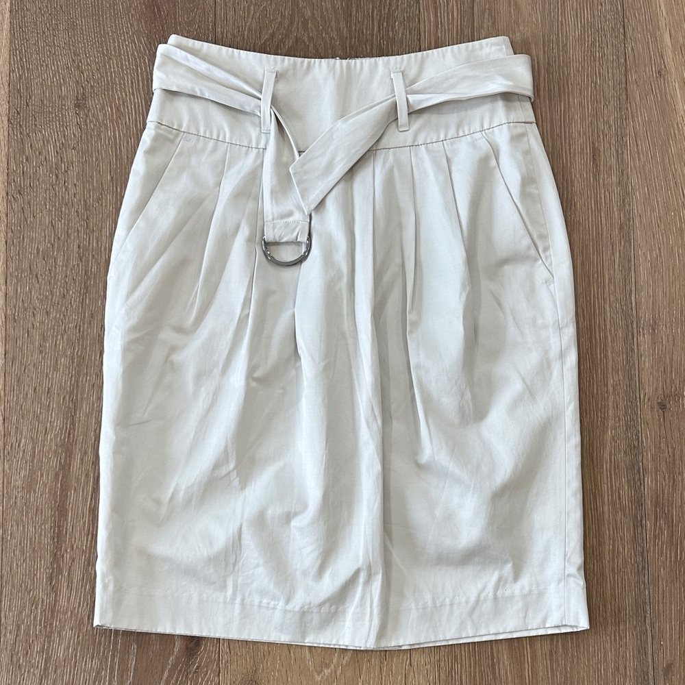 Banana Republic Cream Belted Pencil Skirt